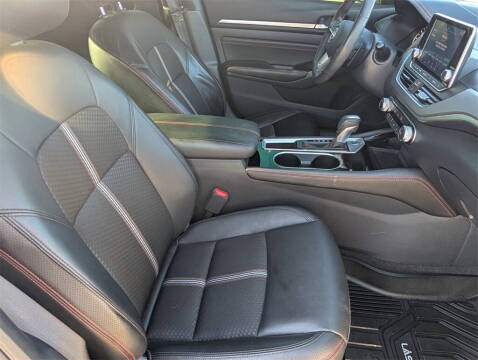 2023 Nissan Altima 2.5 SR