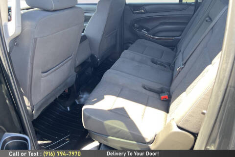 2017 Chevrolet Suburban LS