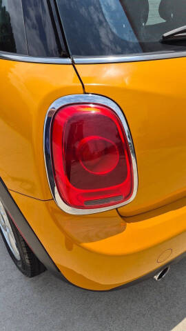 2016 MINI Hardtop 4 Door Cooper
