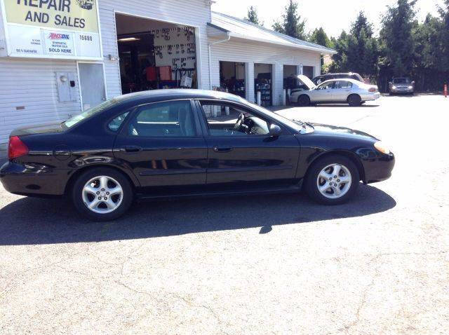 2001 Ford Taurus SE