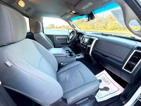 2015 RAM 1500 SLT