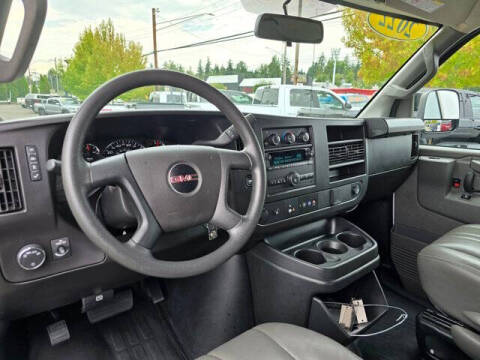 2022 GMC Savana 2500