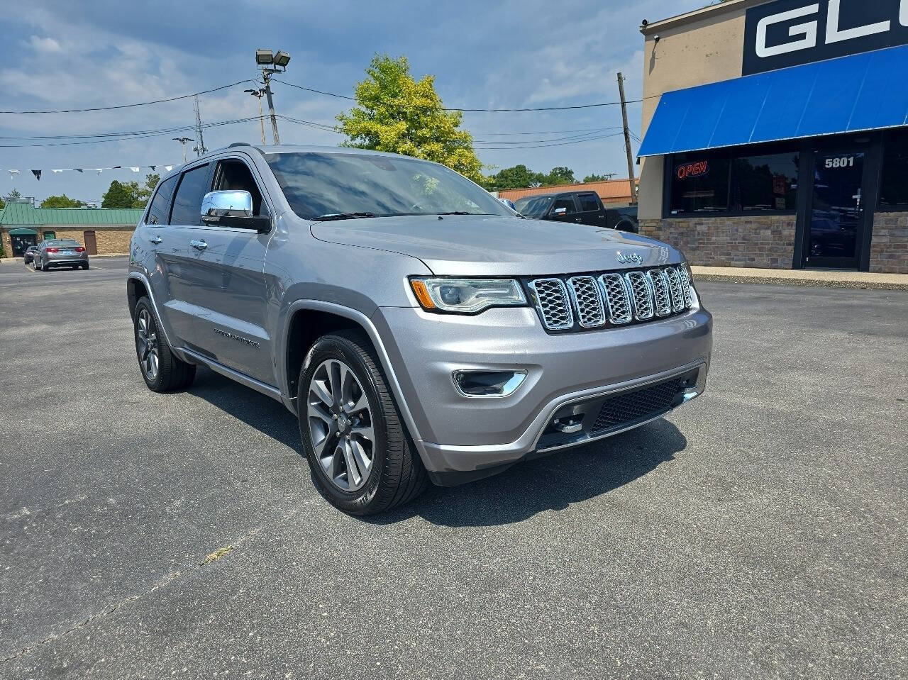 2017 Jeep Grand Cherokee for sale at GLOBE AUTO SALES in Louisville, KY