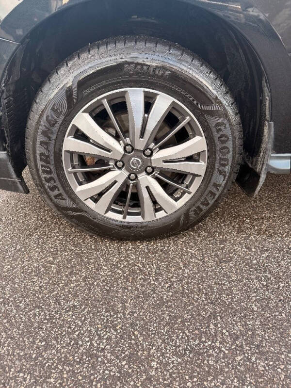 2018 Nissan Pathfinder S