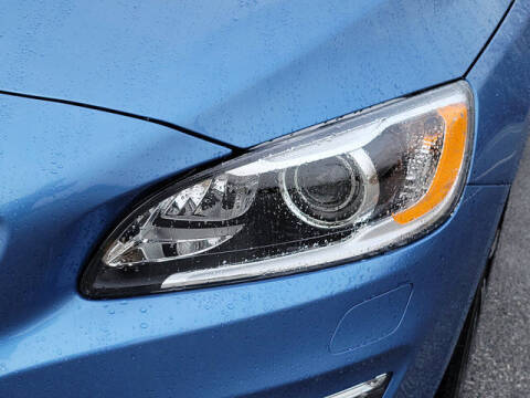 2015 Volvo V60 T5 Drive-E Platinum