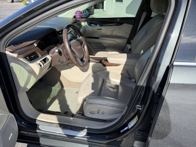 2014 Cadillac XTS Luxury Collection