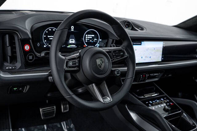 2026 Porsche Cayenne Turbo E-Hybrid Coupe