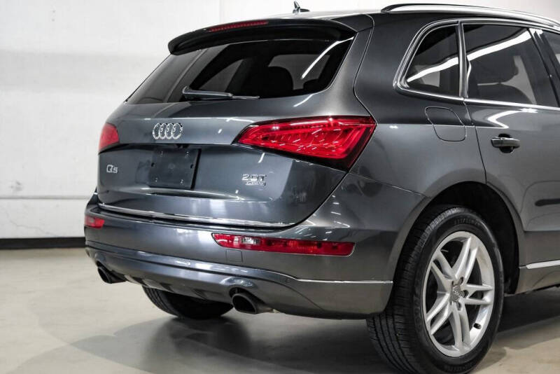 2017 Audi Q5 2.0T quattro Premium Plus