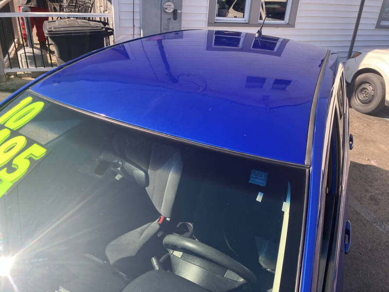 2010 Nissan Versa 1.8 S