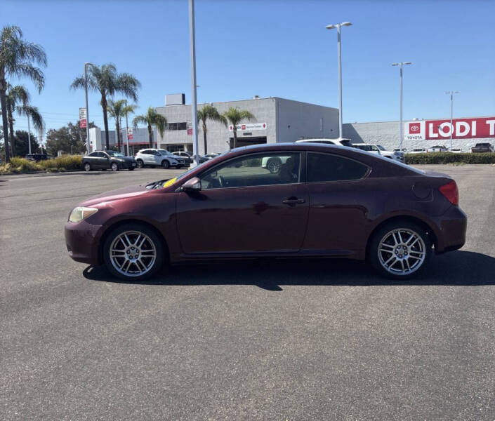 2005 Scion tC