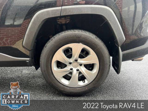 2022 Toyota RAV4 LE