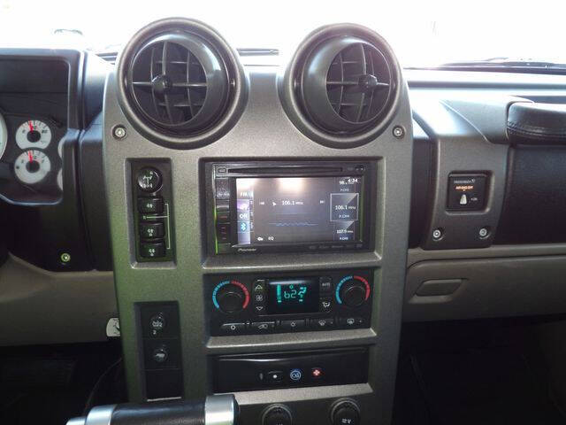 2004 HUMMER H2