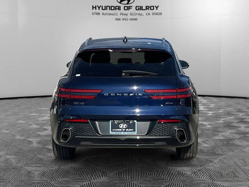 2025 Genesis GV70 2.5T Standard