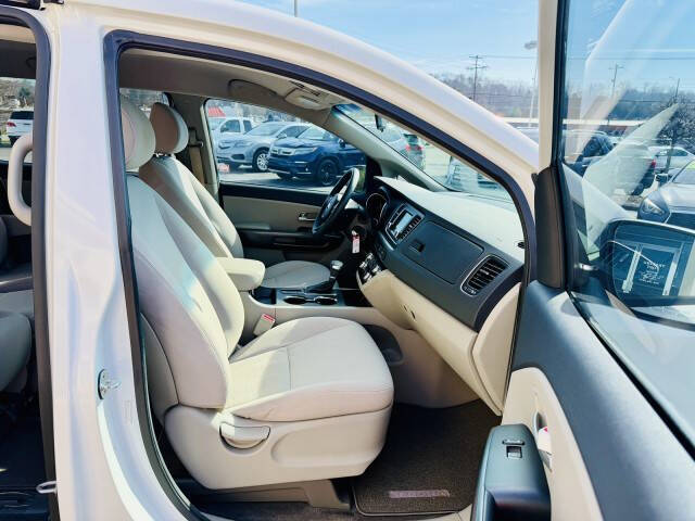 2019 Kia Sedona LX