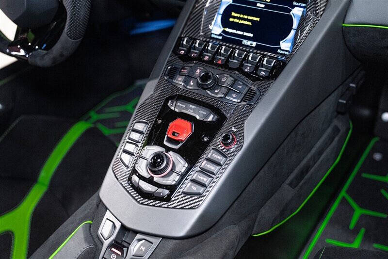 2021 Lamborghini Aventador LP 770-4 SVJ