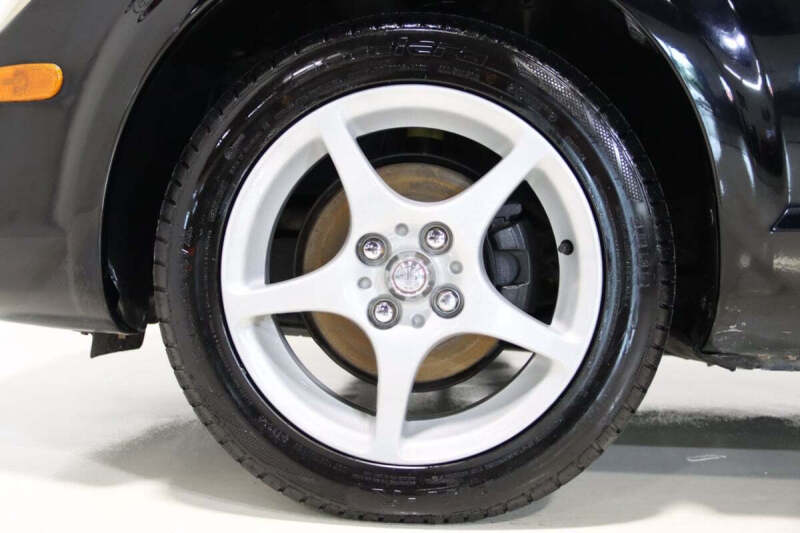 2004 Toyota MR2 Spyder