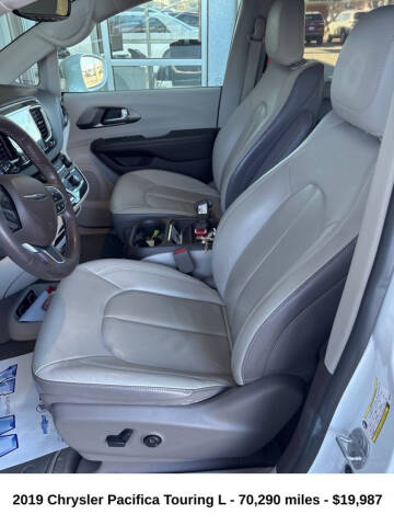 2019 Chrysler Pacifica Touring L
