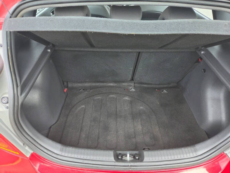 2013 Hyundai Accent GS