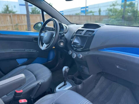 2013 Chevrolet Spark 1LT Auto