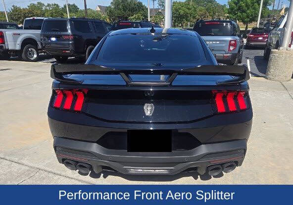 2024 Ford Mustang Dark Horse