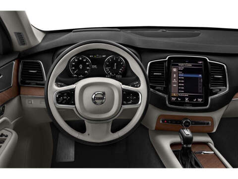 2022 Volvo XC90 T6 Inscription 7-Passenger