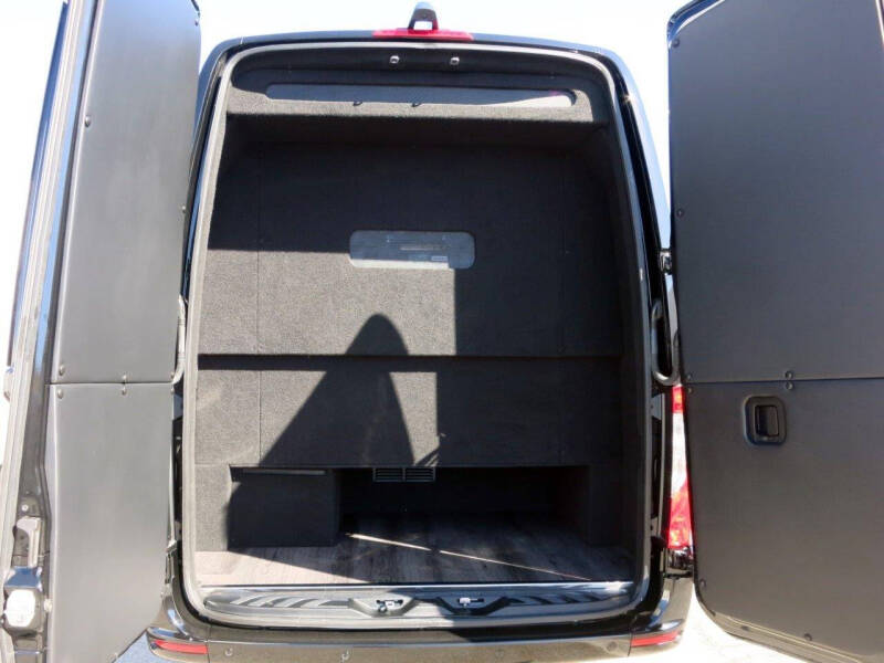 2024 Mercedes-Benz Sprinter