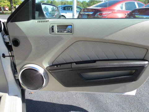 2011 Ford Mustang V6 Premium