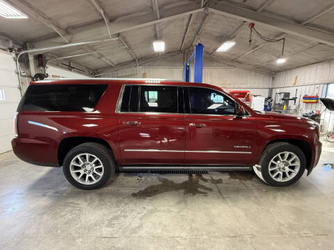 2017 GMC Yukon XL Denali