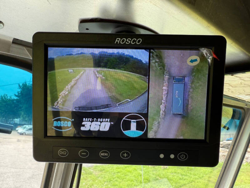 2020 Freightliner MT45 Chassis