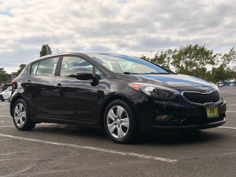 2016 Kia Forte5 LX