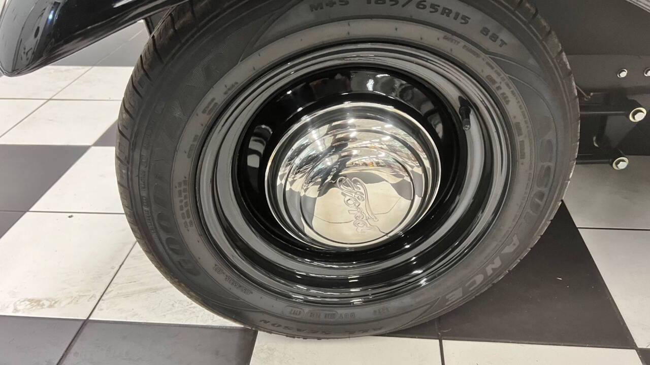 1930 Ford Model A 31
