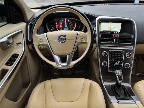 2016 Volvo XC60 T5 Drive-E Premier