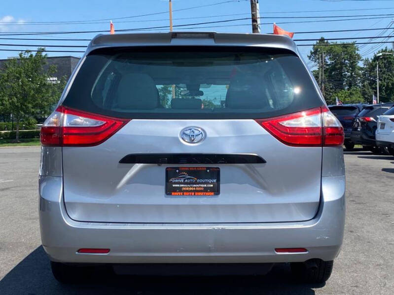 2018 Toyota Sienna L 7-Passenger