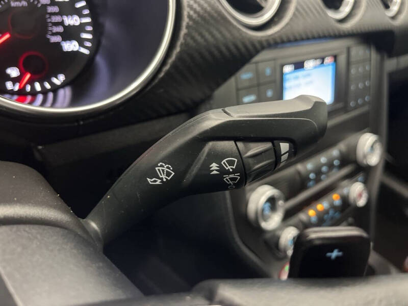 2020 Ford Mustang EcoBoost