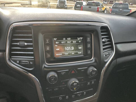 2017 Jeep Grand Cherokee Laredo