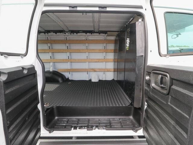 2023 GMC Savana 2500