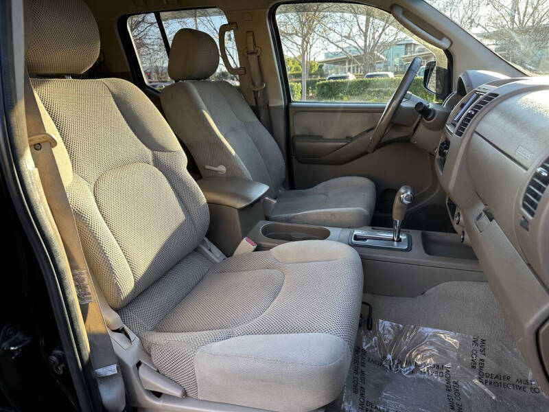 2006 Nissan Frontier LE