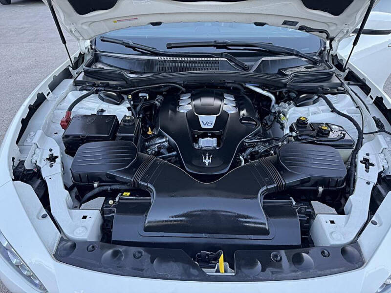 2016 Maserati Ghibli