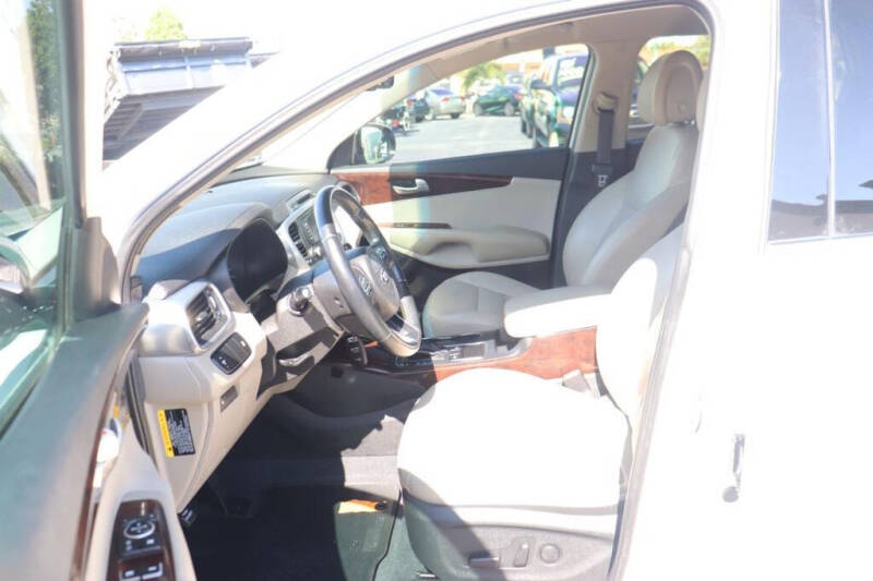 2016 Kia Sorento EX V6