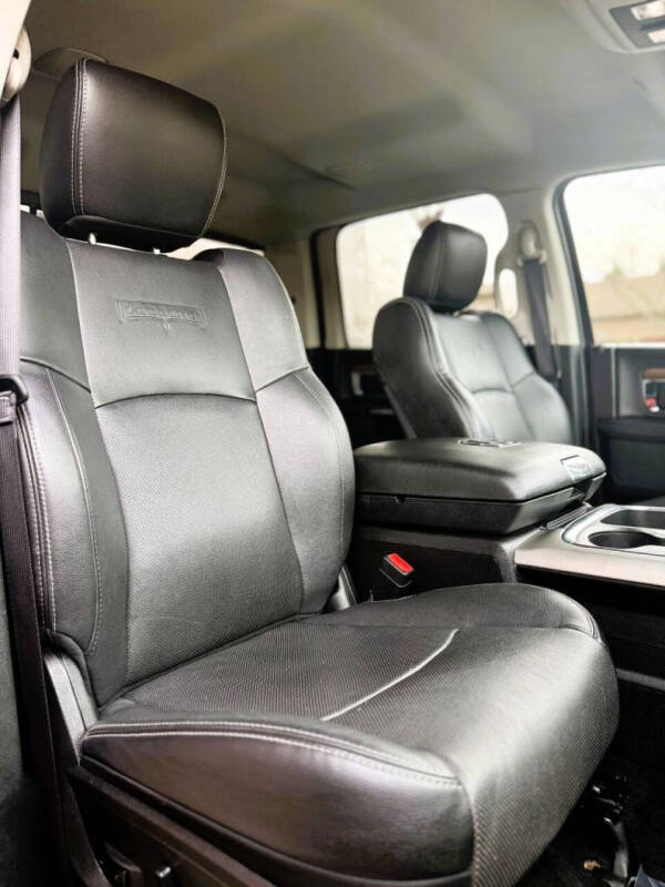 2017 RAM 1500 Laramie