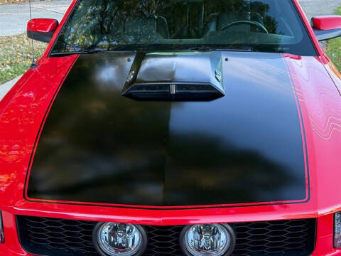 2006 Ford Mustang GT Deluxe