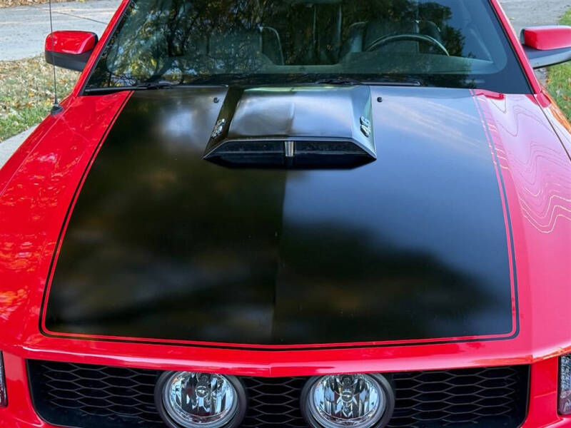 2006 Ford Mustang GT Deluxe