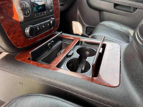 2011 Chevrolet Avalanche LTZ