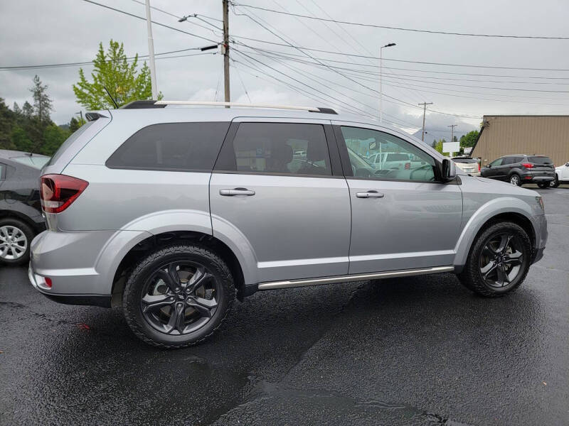 2018 Dodge Journey Crossroad