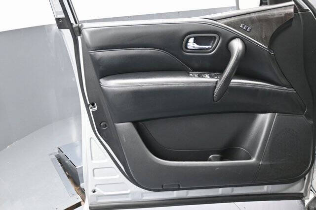 2021 Infiniti QX80 Luxe