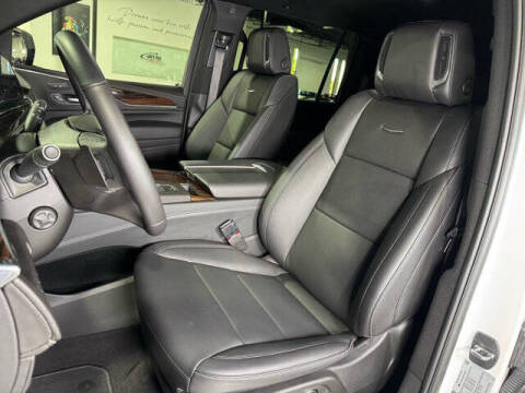 2024 Cadillac Escalade ESV Luxury