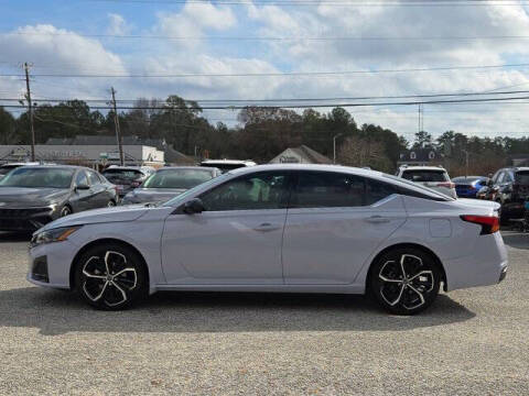 2025 Nissan Altima 2.5 SR