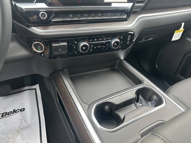 2025 GMC Sierra 2500HD