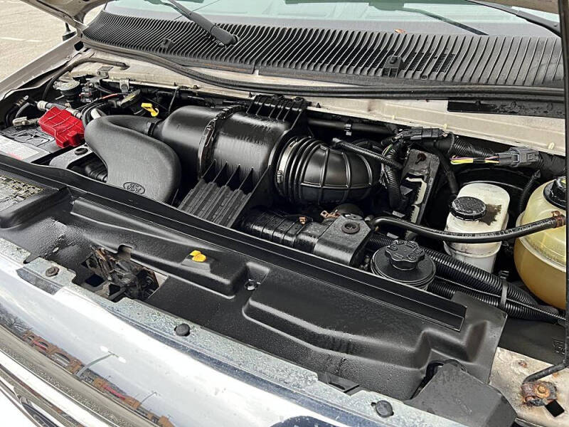 2013 Ford E-Series E-350 SD