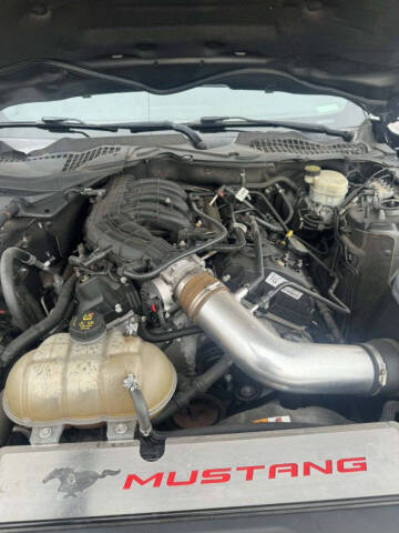 2016 Ford Mustang V6